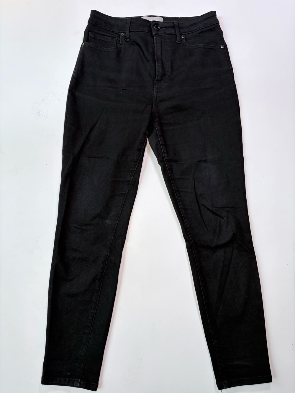 Everlane Curvy High-Rise Cropped Black Skinny Jean